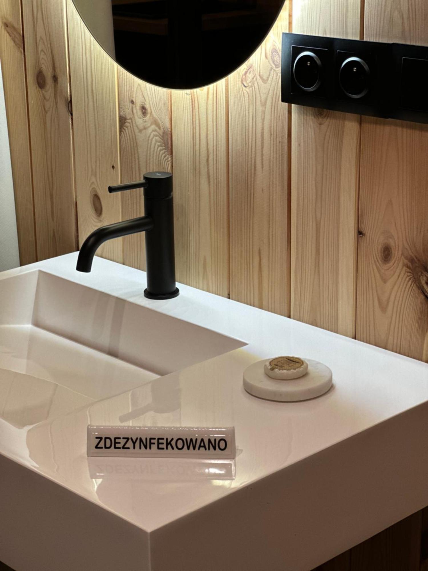 Brown Deer - Z Sauna Na Tarasie, Jacuzzi I Widokiem Na Gory - By Deer Hills Luxury Apartments Kocon Экстерьер фото