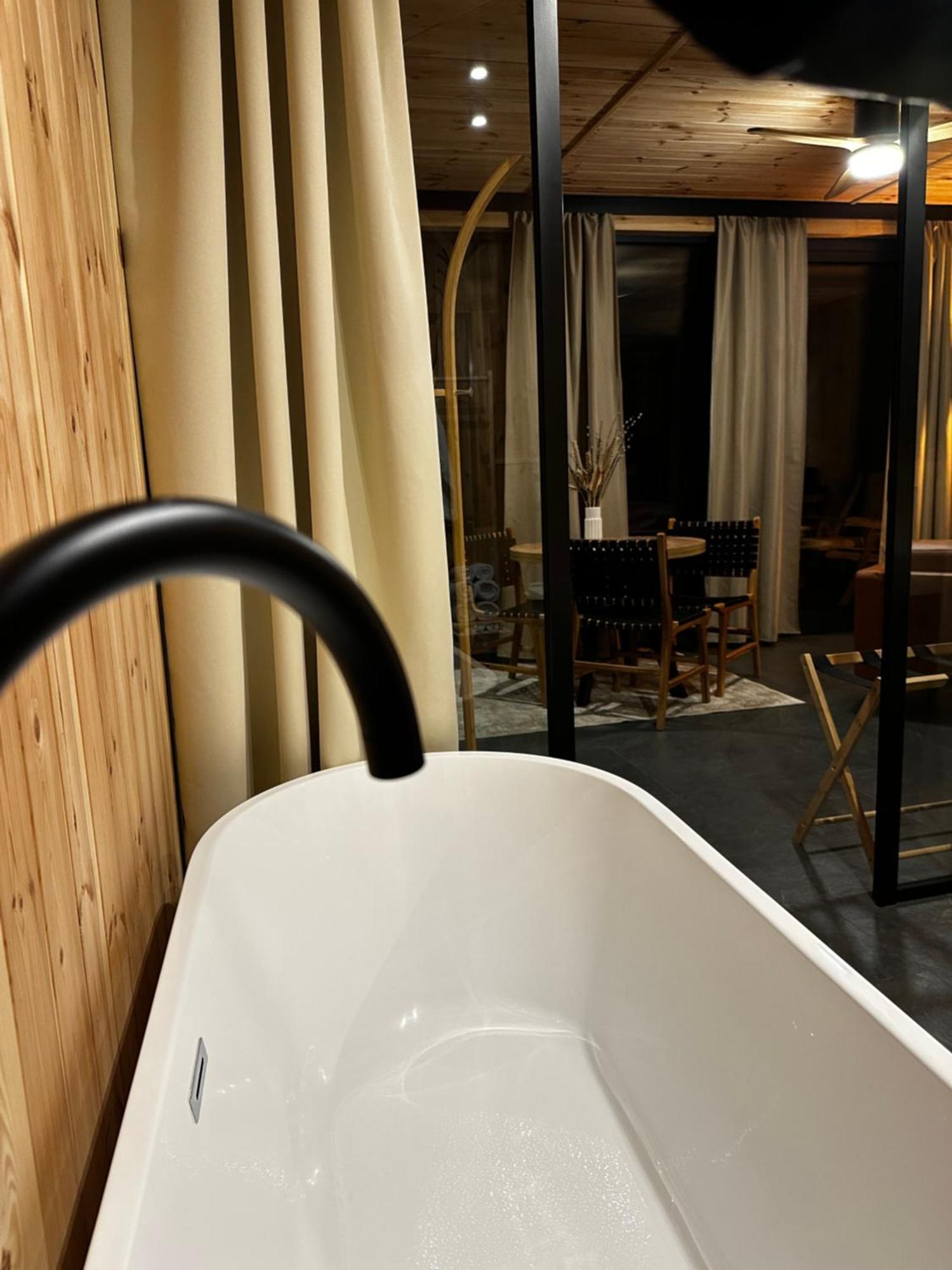 Brown Deer - Z Sauna Na Tarasie, Jacuzzi I Widokiem Na Gory - By Deer Hills Luxury Apartments Kocon Экстерьер фото